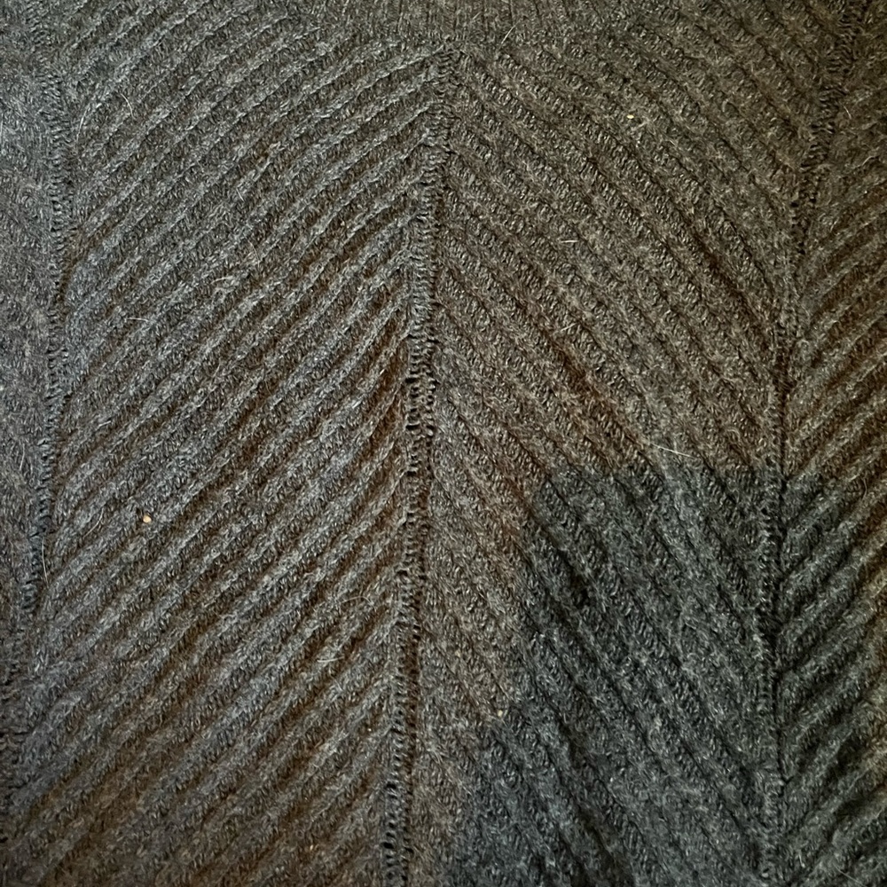 Excellent condition - Picture 2 of 3